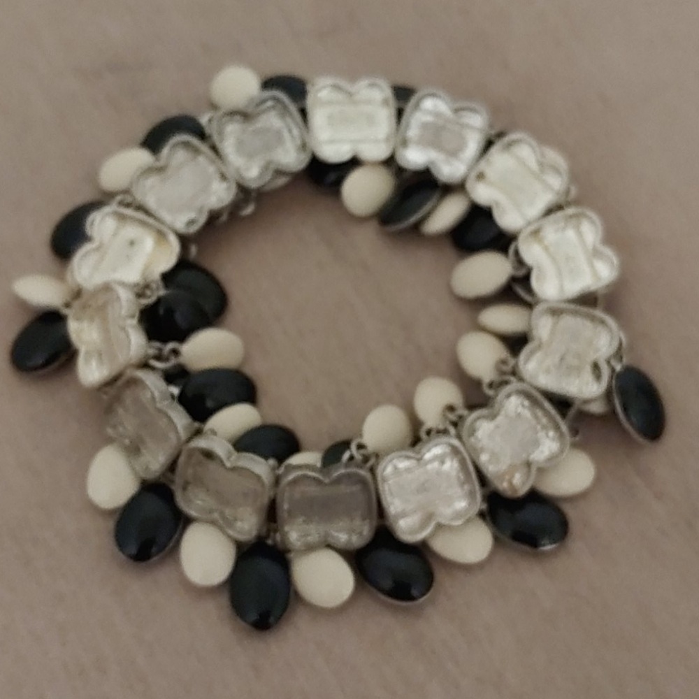 Vintage Bracelet! - Picture 4 of 7